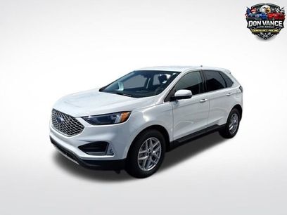 Used 2024 Ford Edge SEL w/ Convenience Package