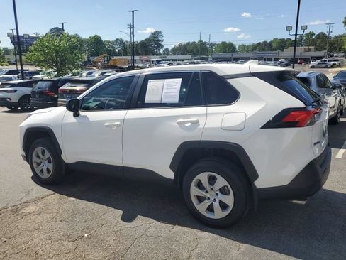 Used 2024 Toyota RAV4 LE image 6