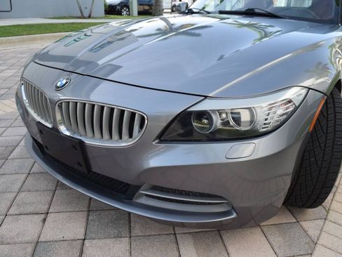 Used 2011 BMW Z4 sDrive35i RWD image 11