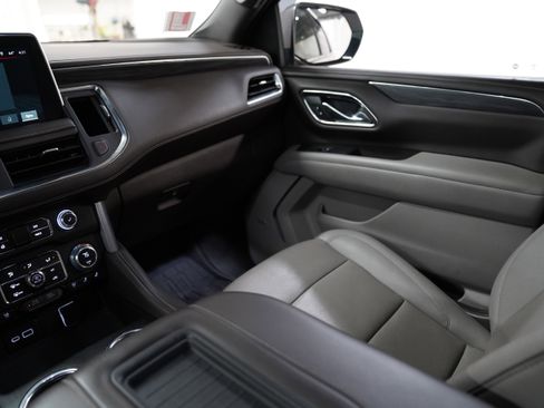 Used 2023 GMC Yukon SLT image 15