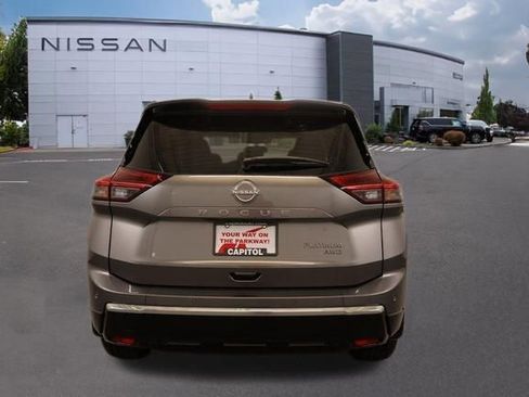 New 2026 Nissan Rogue Platinum AWD/4WD image 3