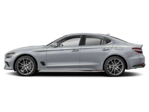 Used 2025 Genesis G70 2.5T RWD image 3