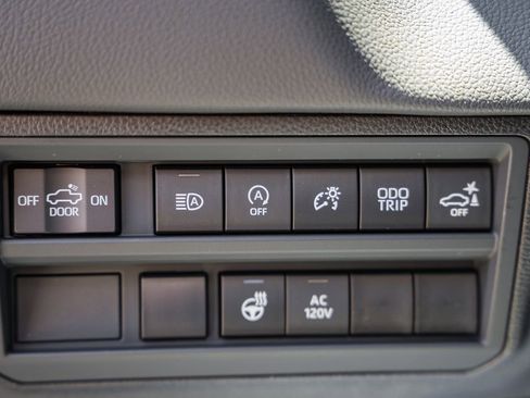 New 2026 Toyota Tundra Limited AWD/4WD image 44