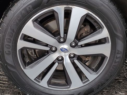 Used 2019 Subaru Outback 3.6R Limited image 14