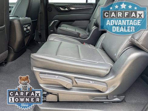 Used 2023 GMC Yukon XL Denali AWD/4WD image 23