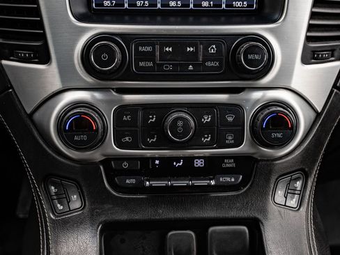 Used 2018 GMC Yukon SLT AWD/4WD image 40