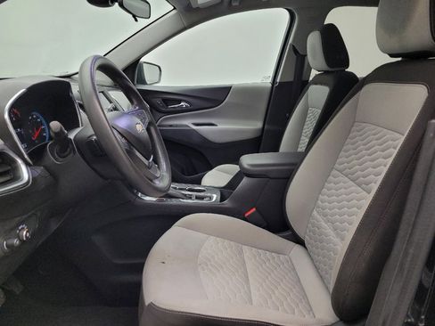 Used 2020 Chevrolet Equinox LS w/ LS Convenience Package image 17