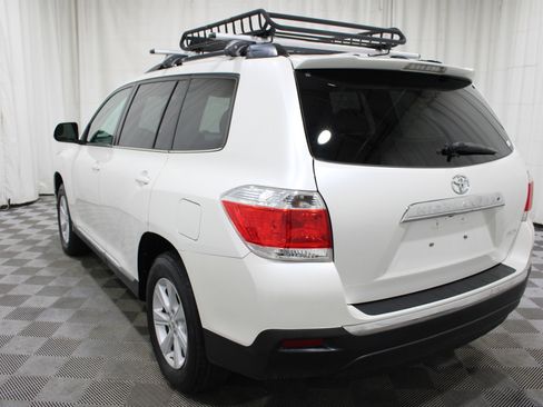 Used 2012 Toyota Highlander SE w/ Tech Pkg AWD/4WD image 30