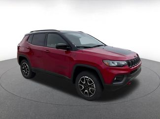 Used 2025 Jeep Compass Trailhawk AWD/4WD video 2