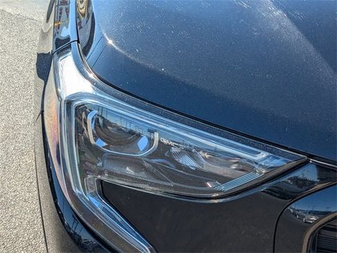 Used 2020 GMC Terrain SLE w/ Driver Convenience Package image 10