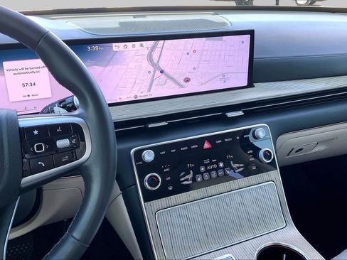 Used 2025 Genesis GV80 2.5T Select AWD/4WD image 7