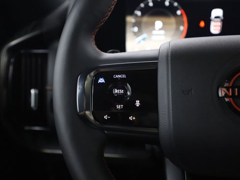 Used 2025 Nissan Armada PRO-4X w/ Pro-4X Premium Package AWD/4WD image 28