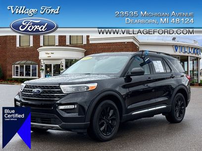 Certified 2023 Ford Explorer XLT w/ Equipment Group 202A