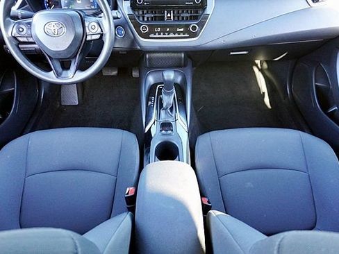 Used 2022 Toyota Corolla LE FWD image 20