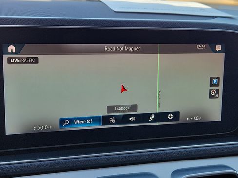 Used 2020 Mercedes-Benz GLE 350 4MATIC w/ Premium Package image 19