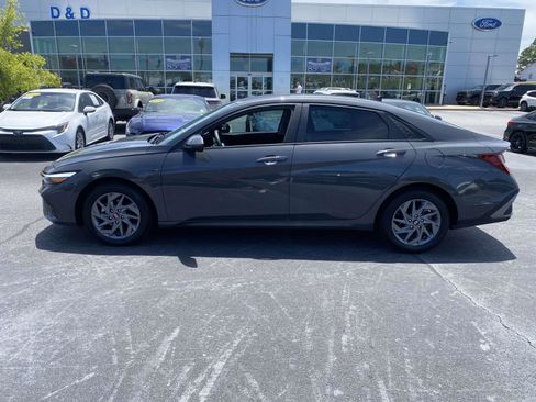 Used 2024 Hyundai Elantra SEL FWD image 4
