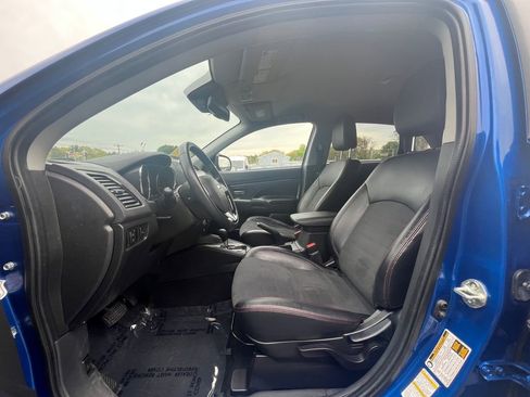 Used 2024 Mitsubishi Outlander Sport ES AWD/4WD image 23