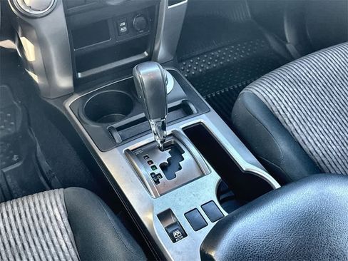 Used 2017 Toyota 4Runner SR5 image 19