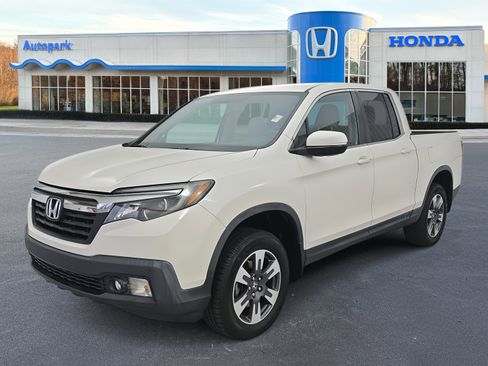 Used 2018 Honda Ridgeline RTL-T image 1