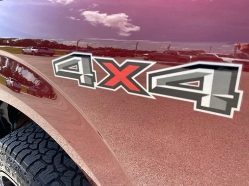 Used 2015 Ford F150 XLT w/ Equipment Group 302A Luxury AWD/4WD image 10