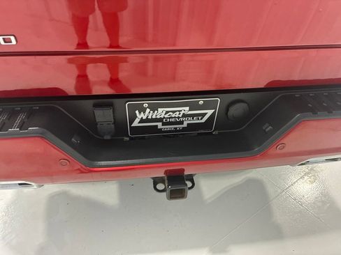 Used 2023 Chevrolet Silverado 1500 High Country w/ Technology Package AWD/4WD image 7