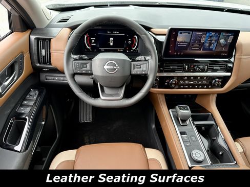 New 2026 Nissan Pathfinder Platinum AWD/4WD image 4
