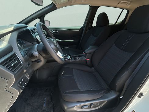 Used 2023 Nissan Leaf SV Plus FWD image 13