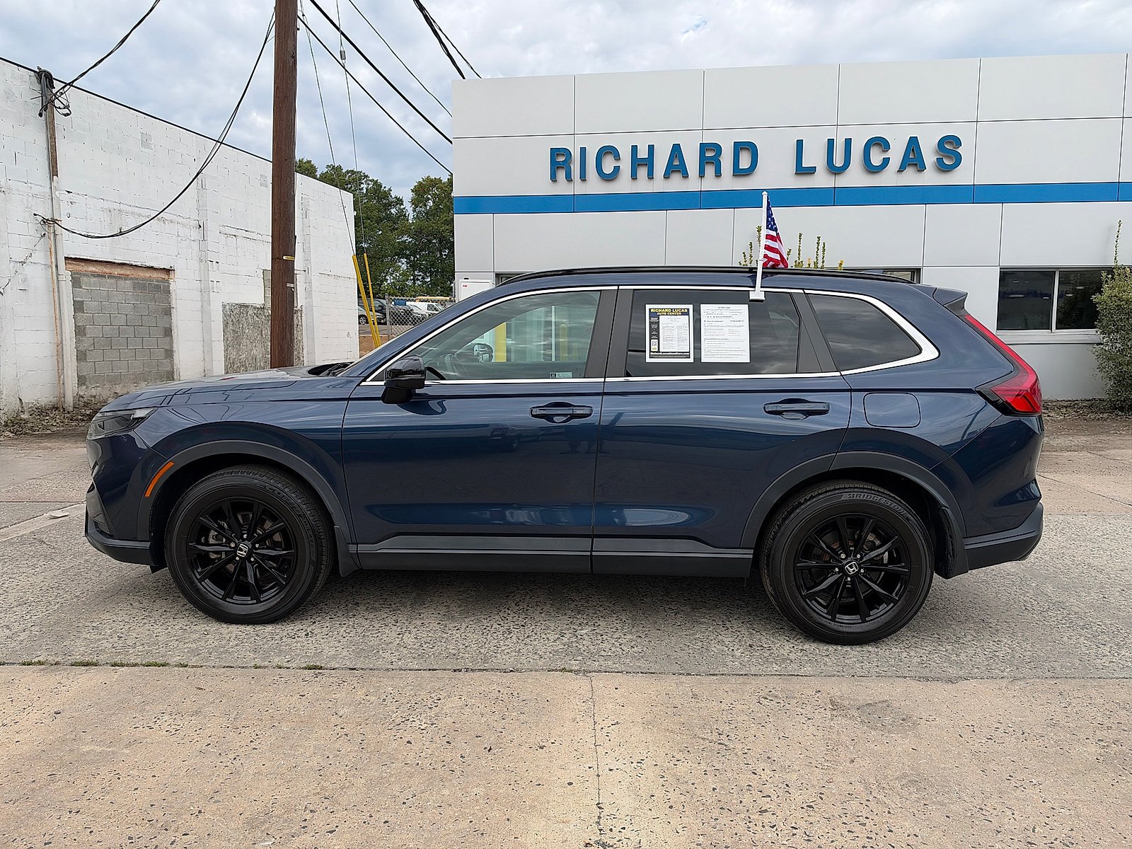 Used 2024 Honda CR-V Sport image 8