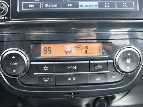 Used 2024 Mitsubishi Mirage ES image 30