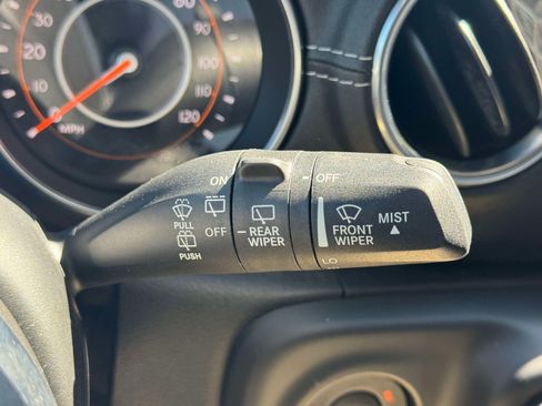 Used 2018 Jeep Wrangler Unlimited Sahara AWD/4WD image 23