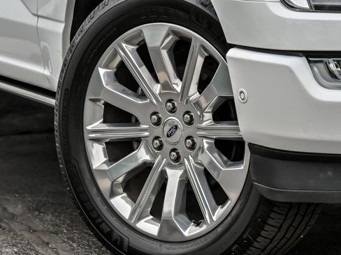 Used 2022 Ford F150 Limited AWD/4WD image 3