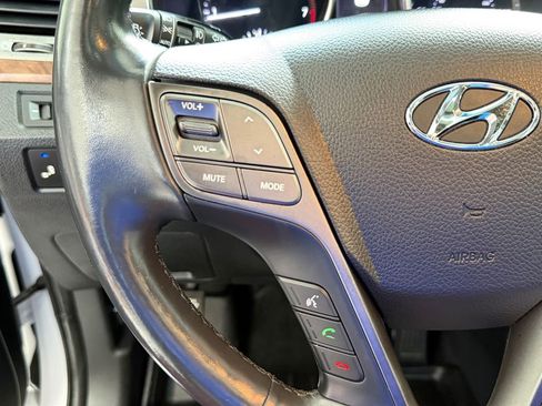 Used 2018 Hyundai Santa Fe Sport w/ 2.4L Tech Package 04 FWD image 40