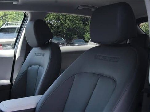 Certified 2025 Hyundai Ioniq 5 SEL image 10