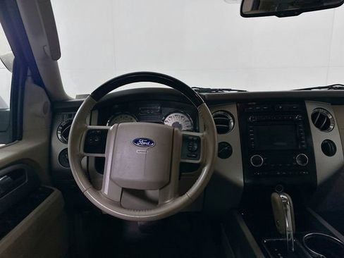 Used 2013 Ford Expedition EL Limited image 24