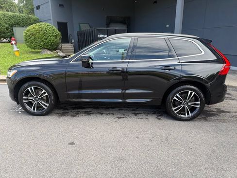 Used 2020 Volvo XC60 T5 Momentum w/ Protection Package Premier AWD/4WD image 3