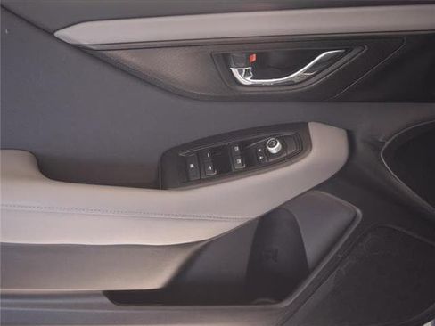 Used 2024 Subaru Outback Premium image 12