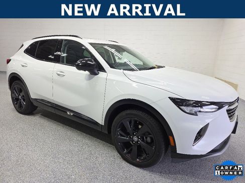 Used 2023 Buick Envision Essence w/ Technology Package I AWD/4WD image 1
