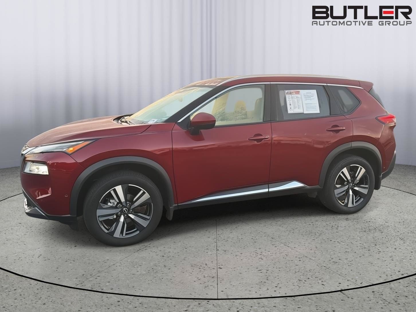 Used 2023 Nissan Rogue SL w/ SL Premium Package FWD image 3