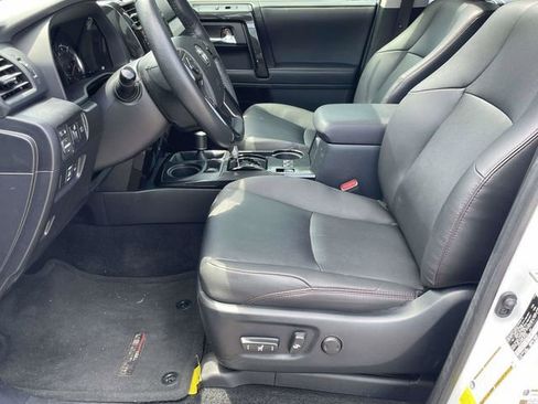 Used 2024 Toyota 4Runner TRD Off-Road Premium w/ Moonroof Package AWD/4WD image 6