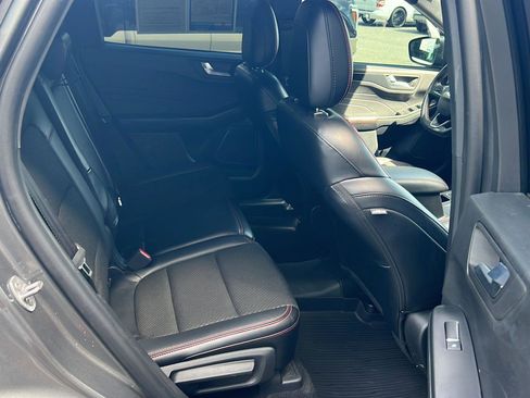 Certified 2025 Ford Escape ST-Line w/ Tech Pack #1 FWD image 12