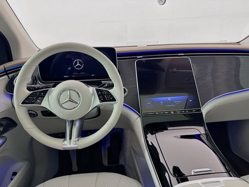 Used 2023 Mercedes-Benz EQE 350+ SUV image 25