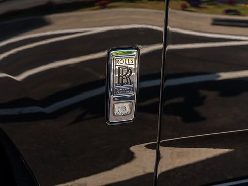 Used 2022 Rolls-Royce Cullinan w/ Technology Package AWD/4WD image 24