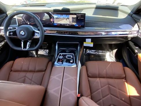 New 2026 BMW 740i w/ Executive Package image 15