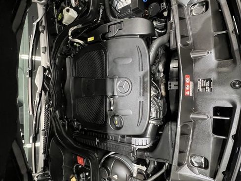 Used 2014 Mercedes-Benz C 300 4MATIC Sedan image 39