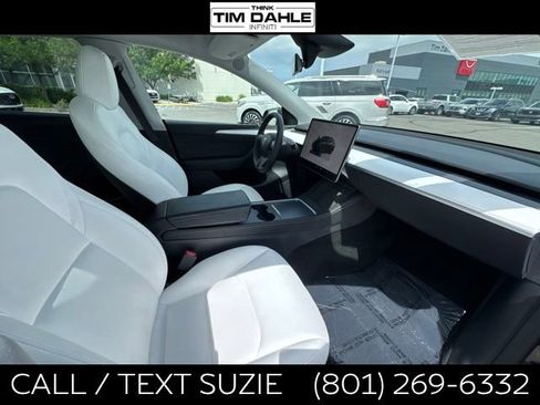 Used 2024 Tesla Model Y Performance AWD/4WD image 22