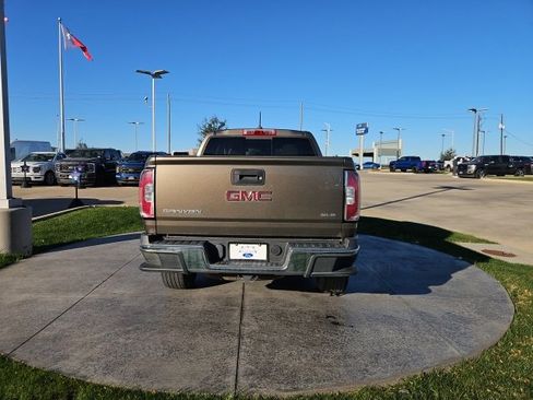 Used 2016 GMC Canyon SLE w/ SLE Convenience Package image 5