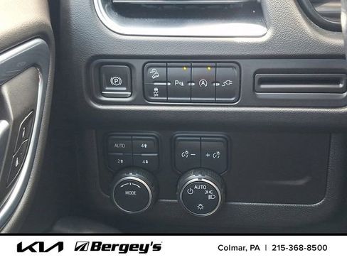 Used 2021 Chevrolet Tahoe Z71 AWD/4WD image 27