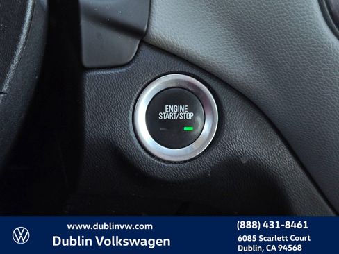 Used 2018 Chevrolet Equinox LS w/ LPO, Blackout Package image 18