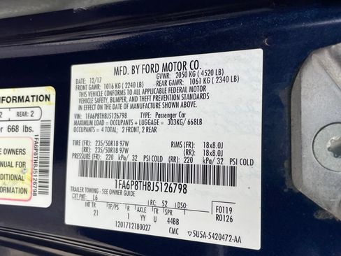 Used 2018 Ford Mustang Coupe RWD image 30
