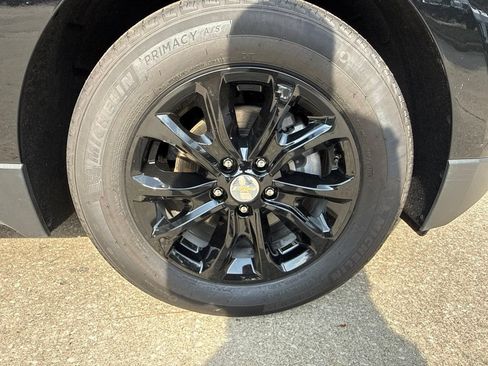 Used 2019 Chevrolet Equinox LT FWD image 40